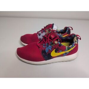 NIKE Womens Roshe Run Aloha Hawaiian M3  Print Red Sail Shoes 599432-674 Size 9